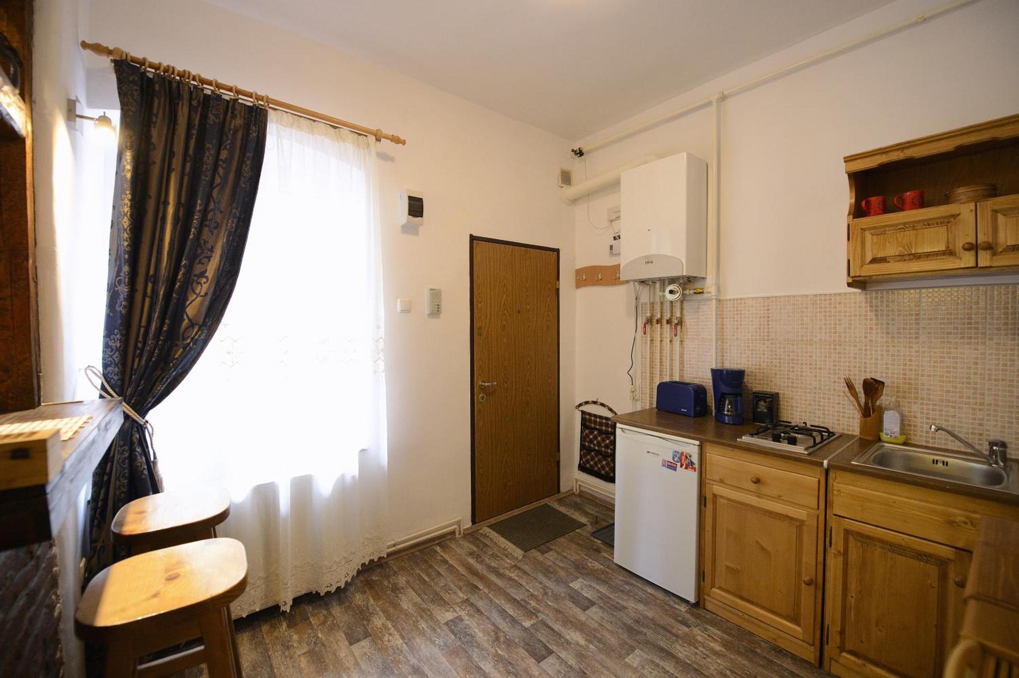 Kron Studio Kalista Брашов Номер фото